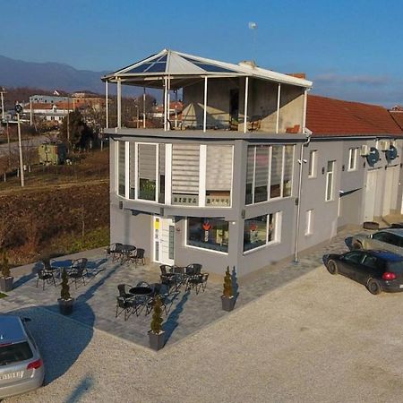 Binta Hostel Vranje Kültér fotó